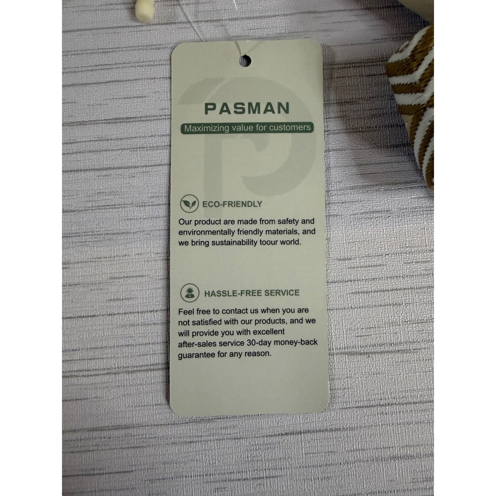 Pasman Cream Quilted Nylon Crossbody Bag with Geometric Guitar Strap New - Picture 3 of 6